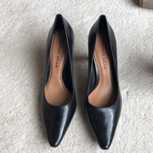 Antonio Melani pumps